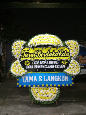 Papan Bunga Duka di Oesapa Barat